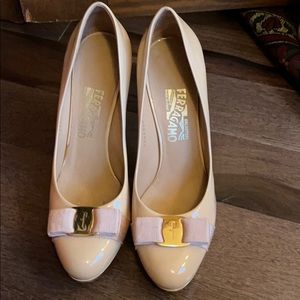 SalvAtore ferregamo heels